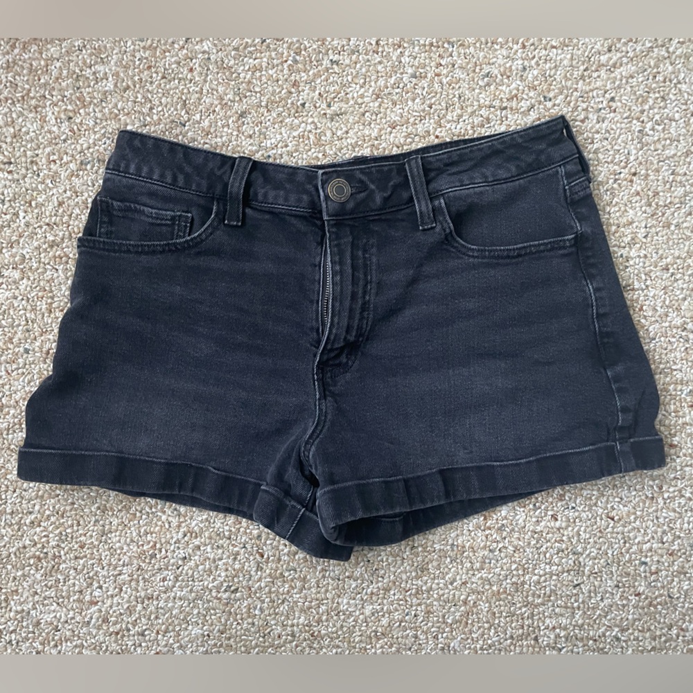 SO High rise shorts